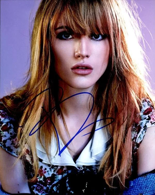 Bella Thorne — Bella Thorne authentic signed celebrity 8x10 photo W/Cert Autographed 2616a