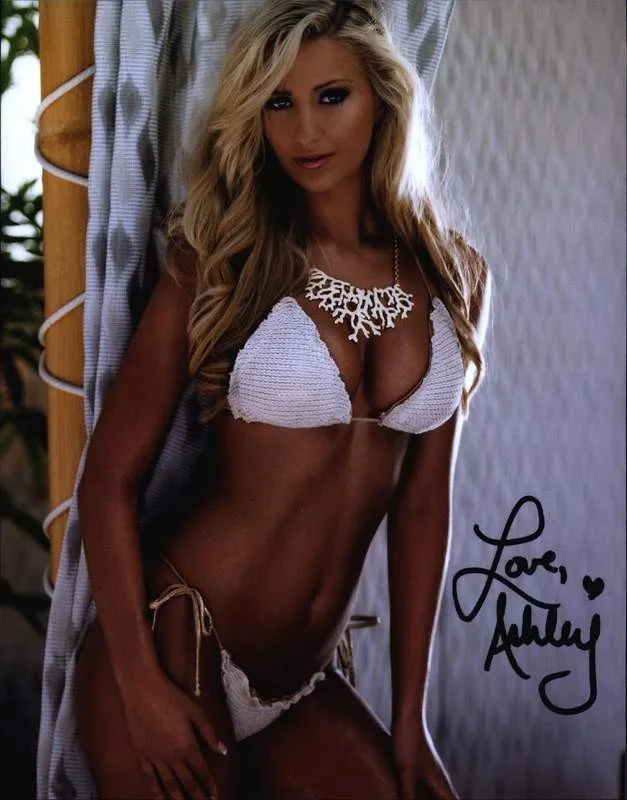 Ashley Fisher — Ashley Fisher authentic signed model 8x10 photo W/Cert Autographed A0002
