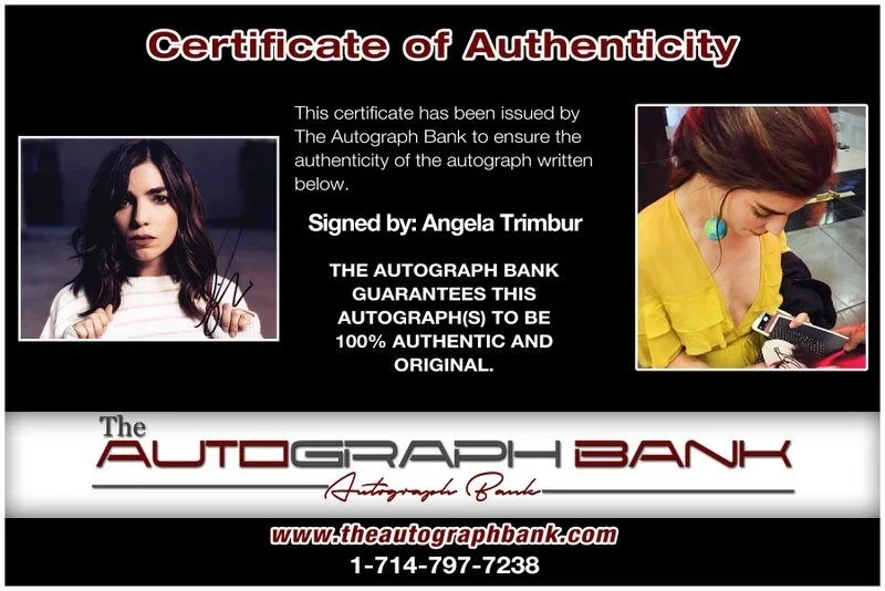 Angela Trimbur — Angela Trimbur authentic signed celebrity 8x10 photo W/Cert Autographed D11, изображение 2