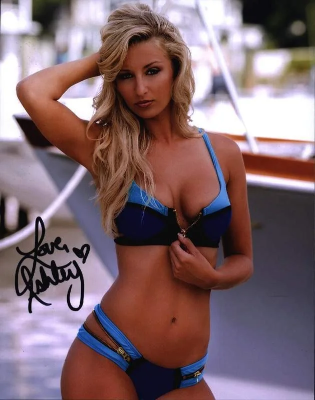 Ashley Fisher — Ashley Fisher authentic signed model 8x10 photo W/Cert Autographed A0018