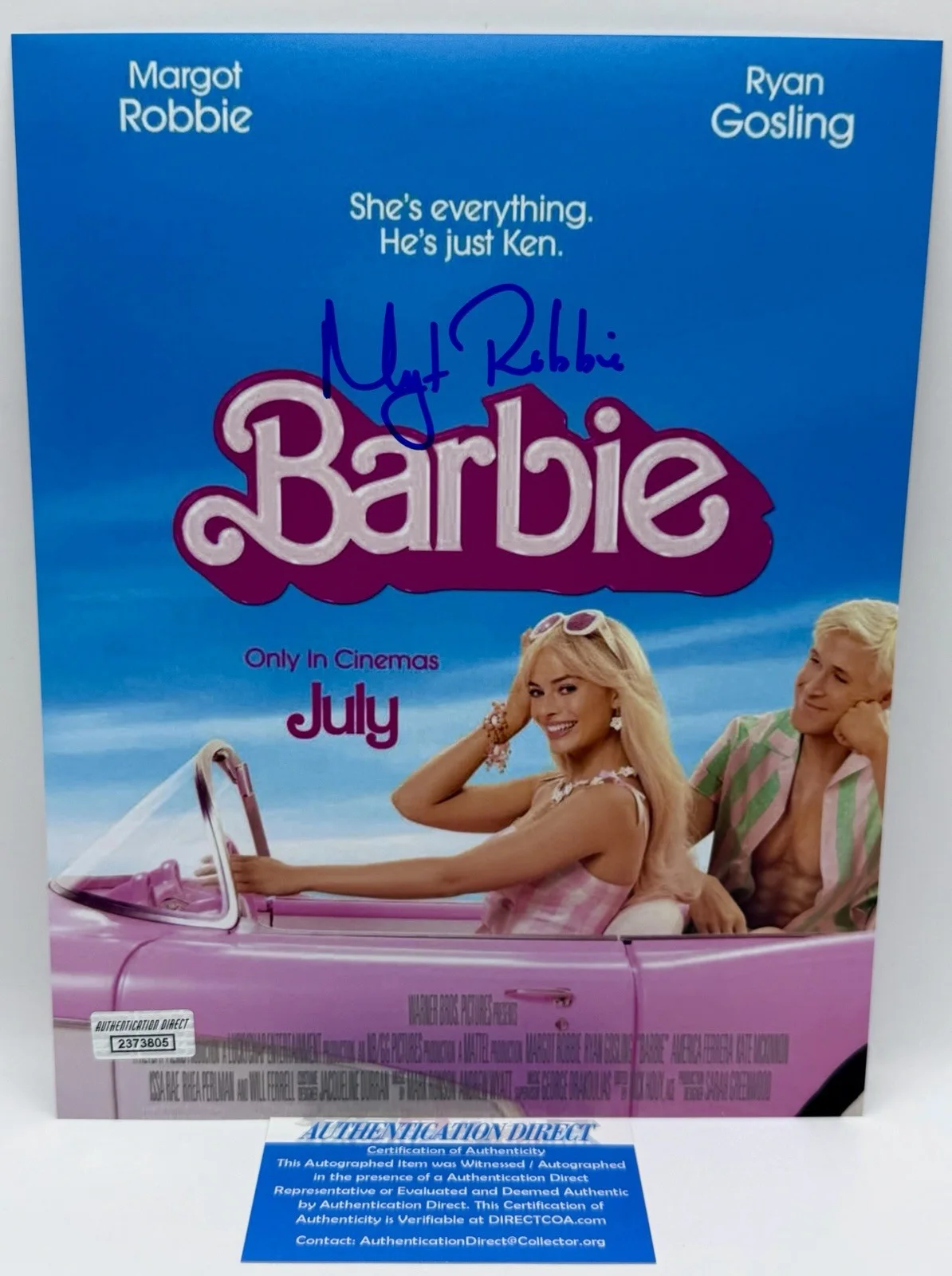 Margot Robbie — Margot Robbie Signed 8x10 Photo Barbie Movie Famous Hollywood Memorabilia AD COA