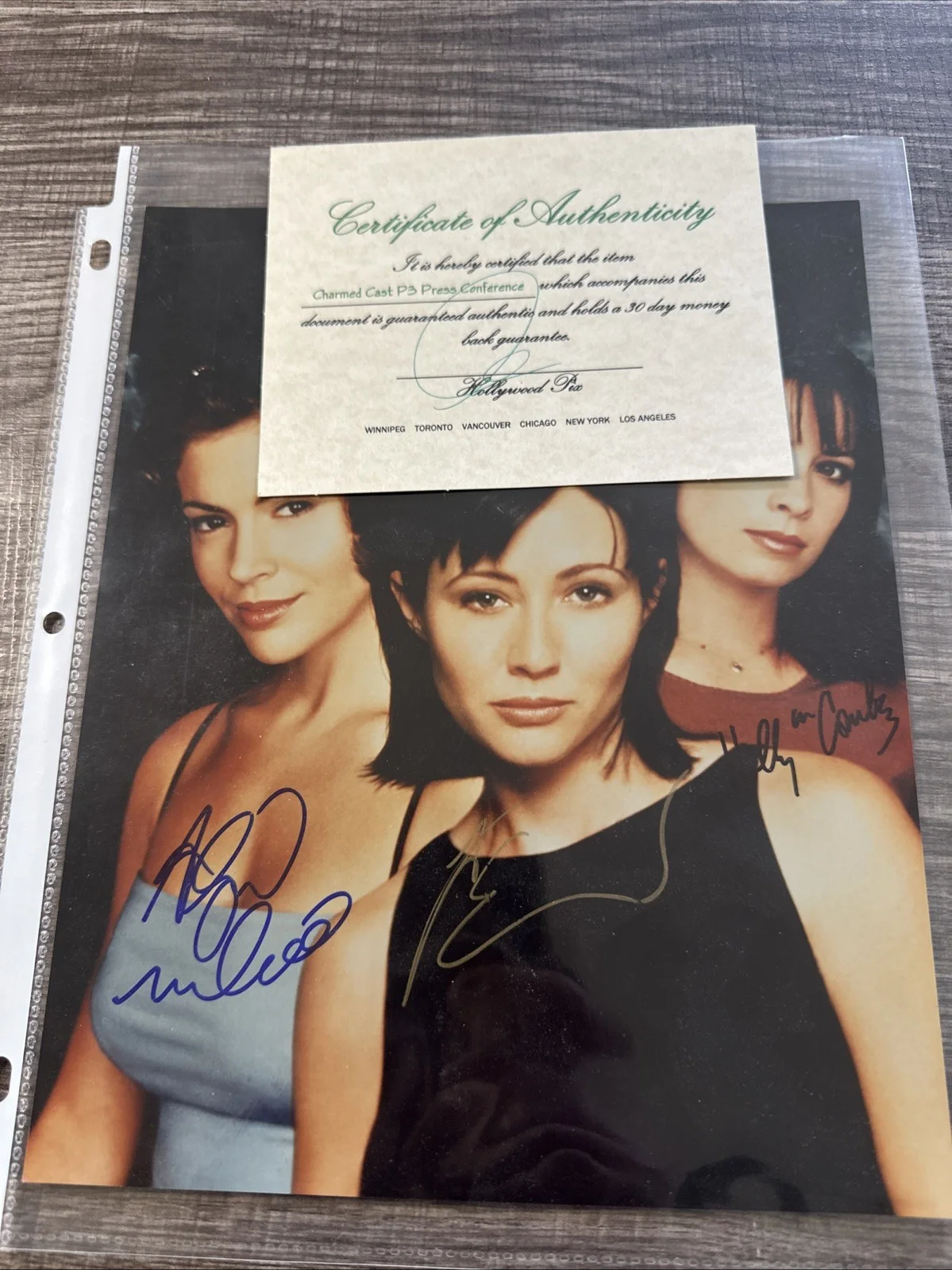 shannen doherty/Holly Combs/Alyssa Milano — Charmed Original Signed Photo Shannen Doherty Holly Combs Alyssa Milano COA, изображение 3