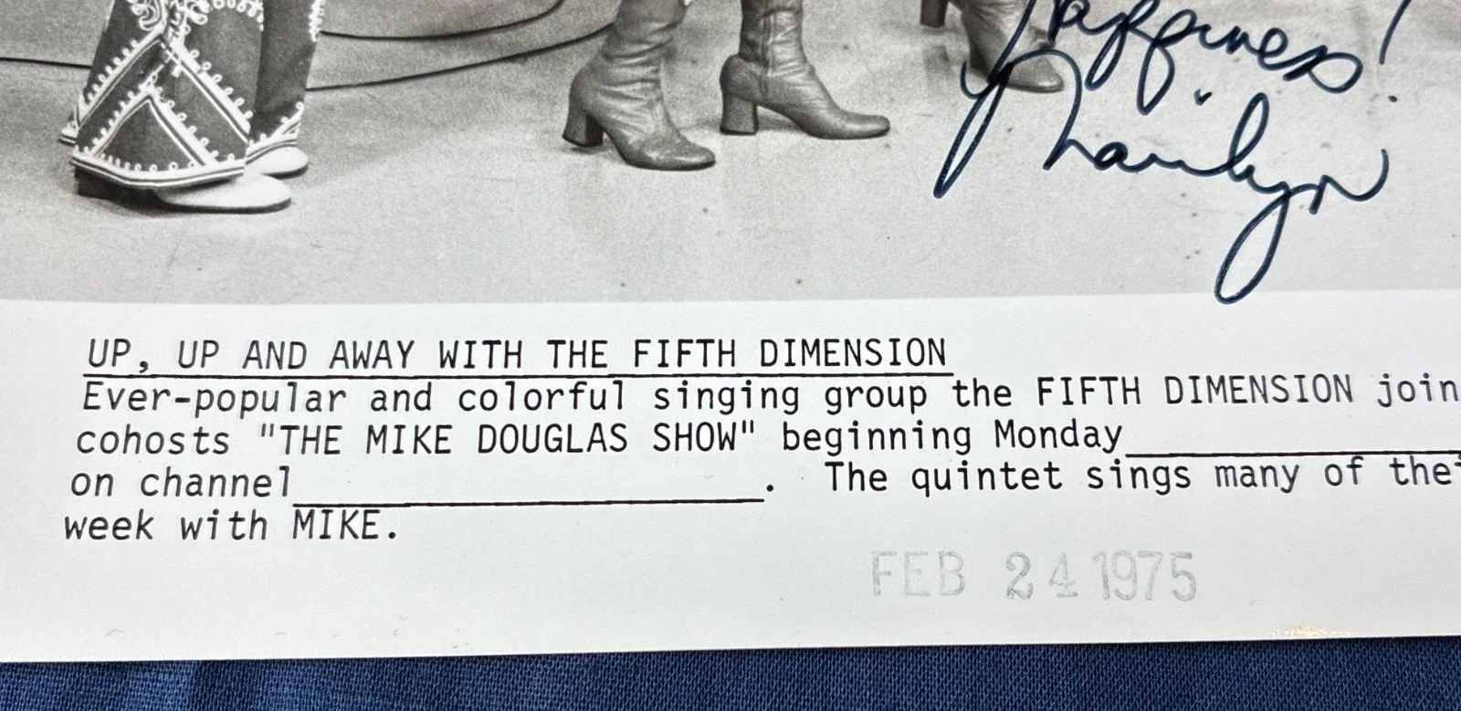 The 5th Dimension Signed 1975 Mike Douglas Show Promo Photo All 5 Autographs, изображение 5