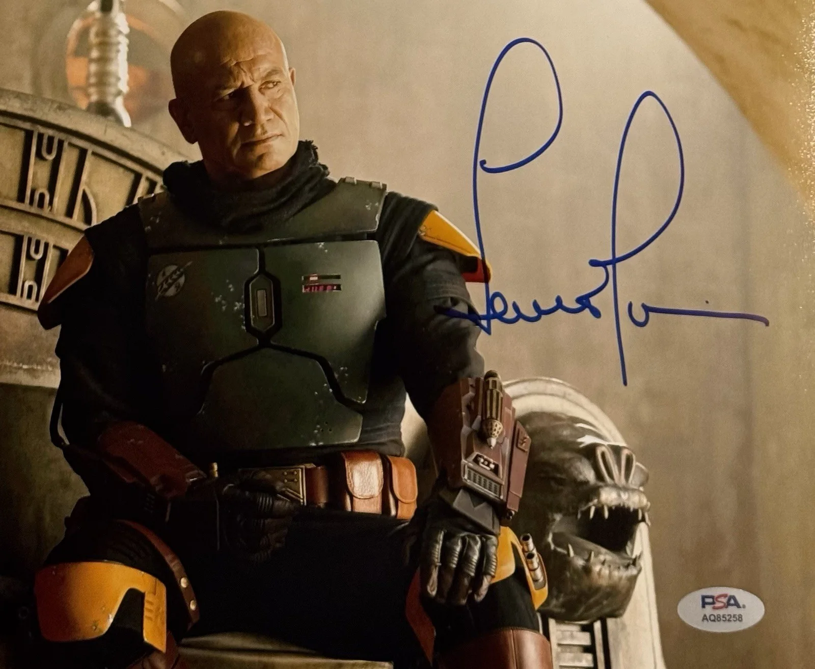 Temuera Morrison — Temuera Morrison Signed Autographed Book Of Boba Fett 8x10 Photo PSA/DNA COA