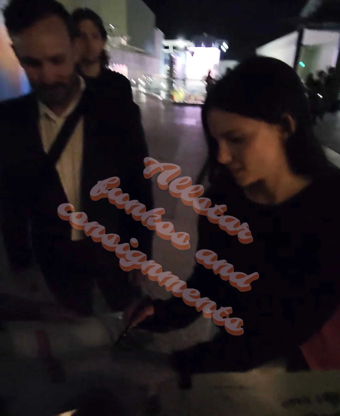 Inde Navarrette Curry Barker — Inde Navarrette Curry Barker Signed Autographed Obsession Script Cover Proof #4, изображение 2