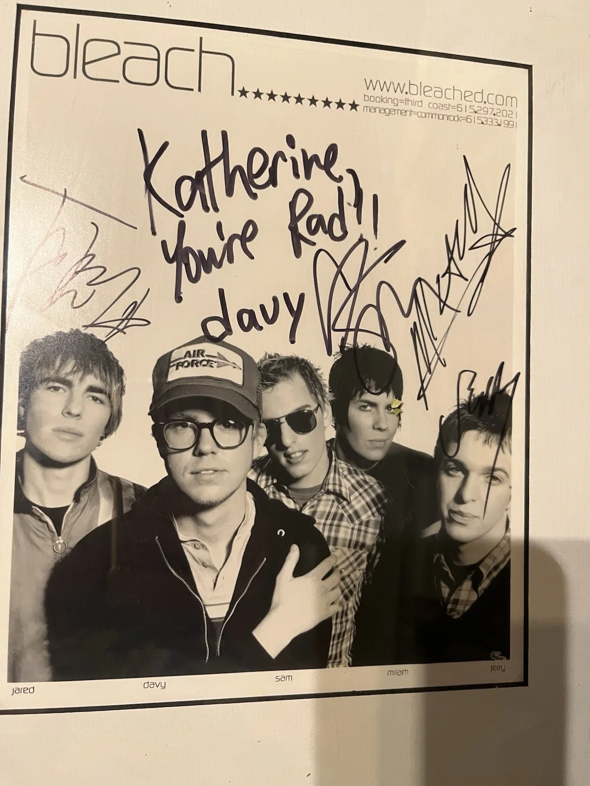 BLEACH Full Autographed Fan Memorabilia, image 2
