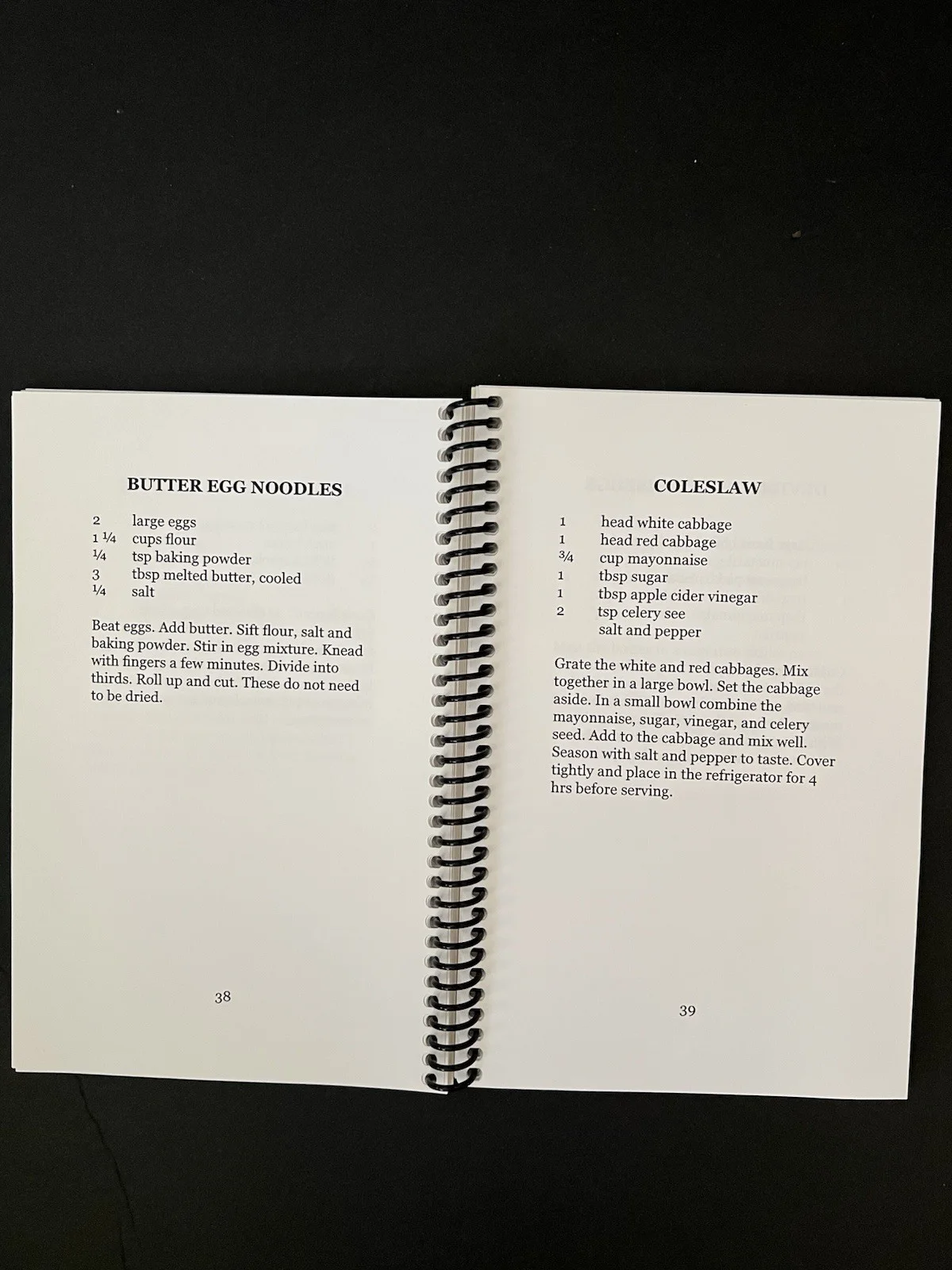Loretta Lynn Signed Favorite Recipes and Songs Spiral-Bound Cookbook, image 4