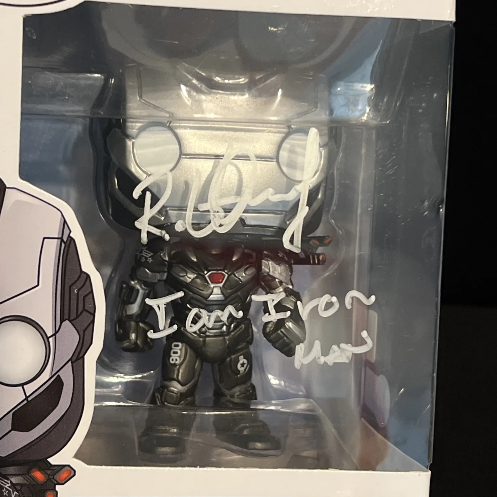 Robert Downey Jr — Robert Downey Jr. Signed Iron Man Autograph funko pop Avengers Global authentics, image 5