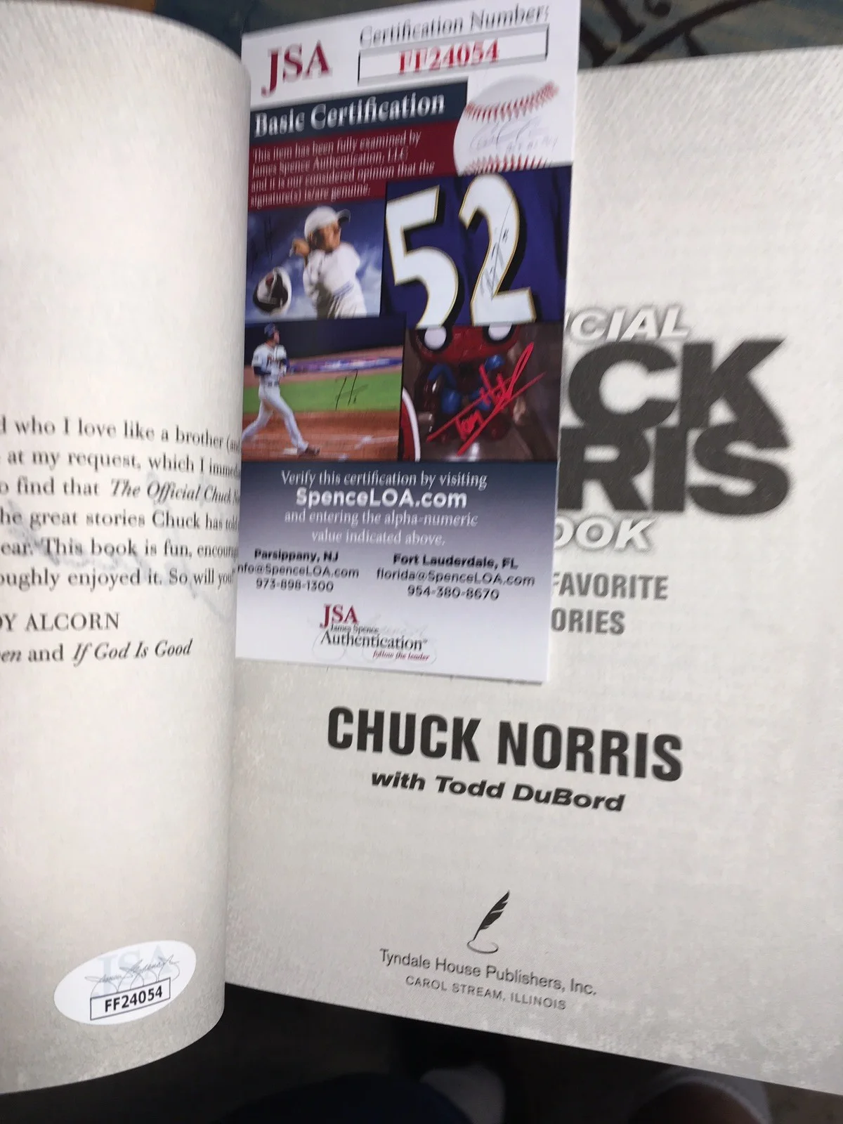 CHUCK NORRIS AUTOGRAPHED THE OFFICIAL CHUCK NORRIS FACT BOOK JSA AUTHENTICATED, image 3
