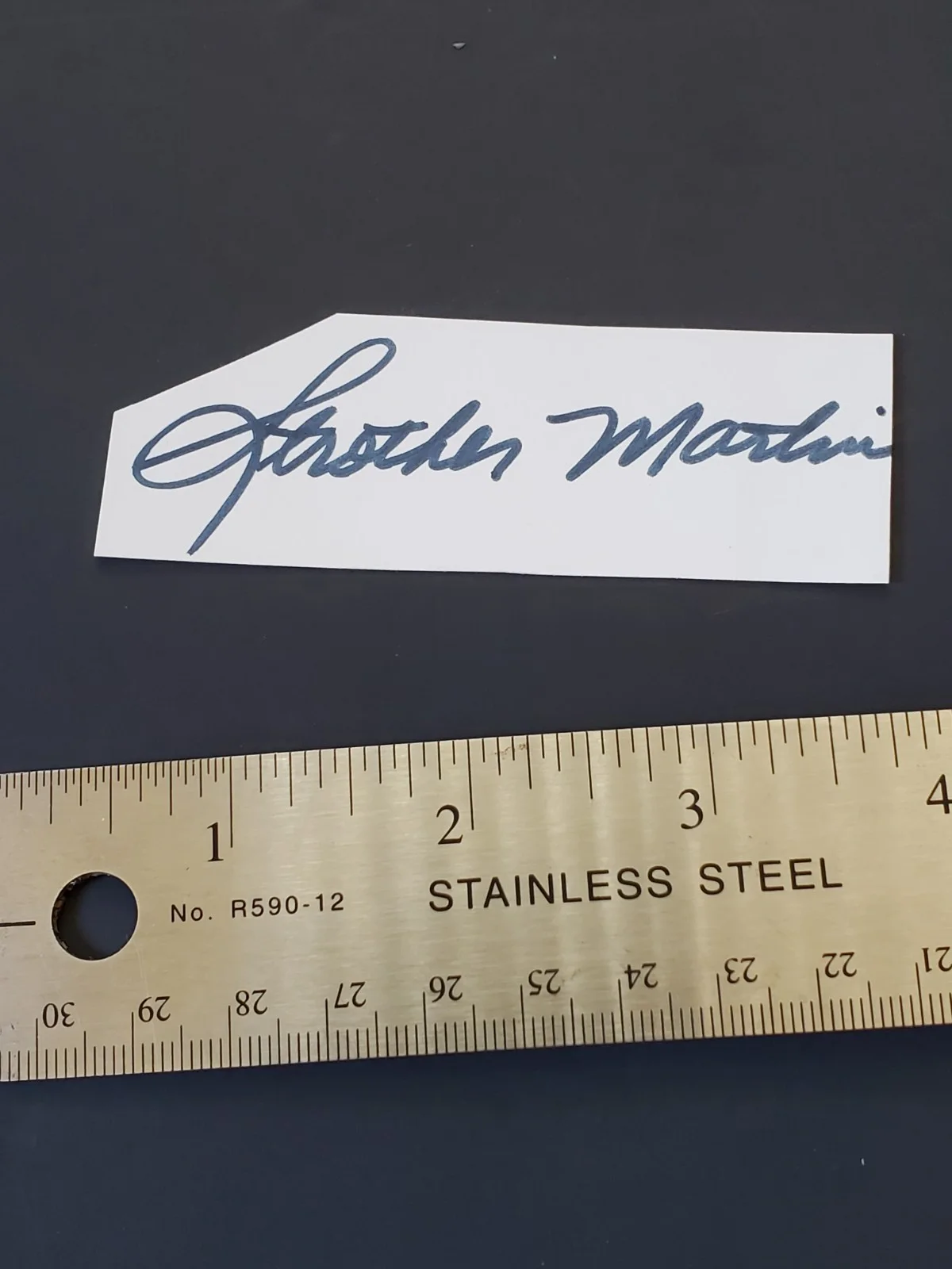 STROTHER MARTIN AUTOGRAPH SIGNED CUT ACTOR 1.25" x 3.25" plus 2 candid photos, изображение 2