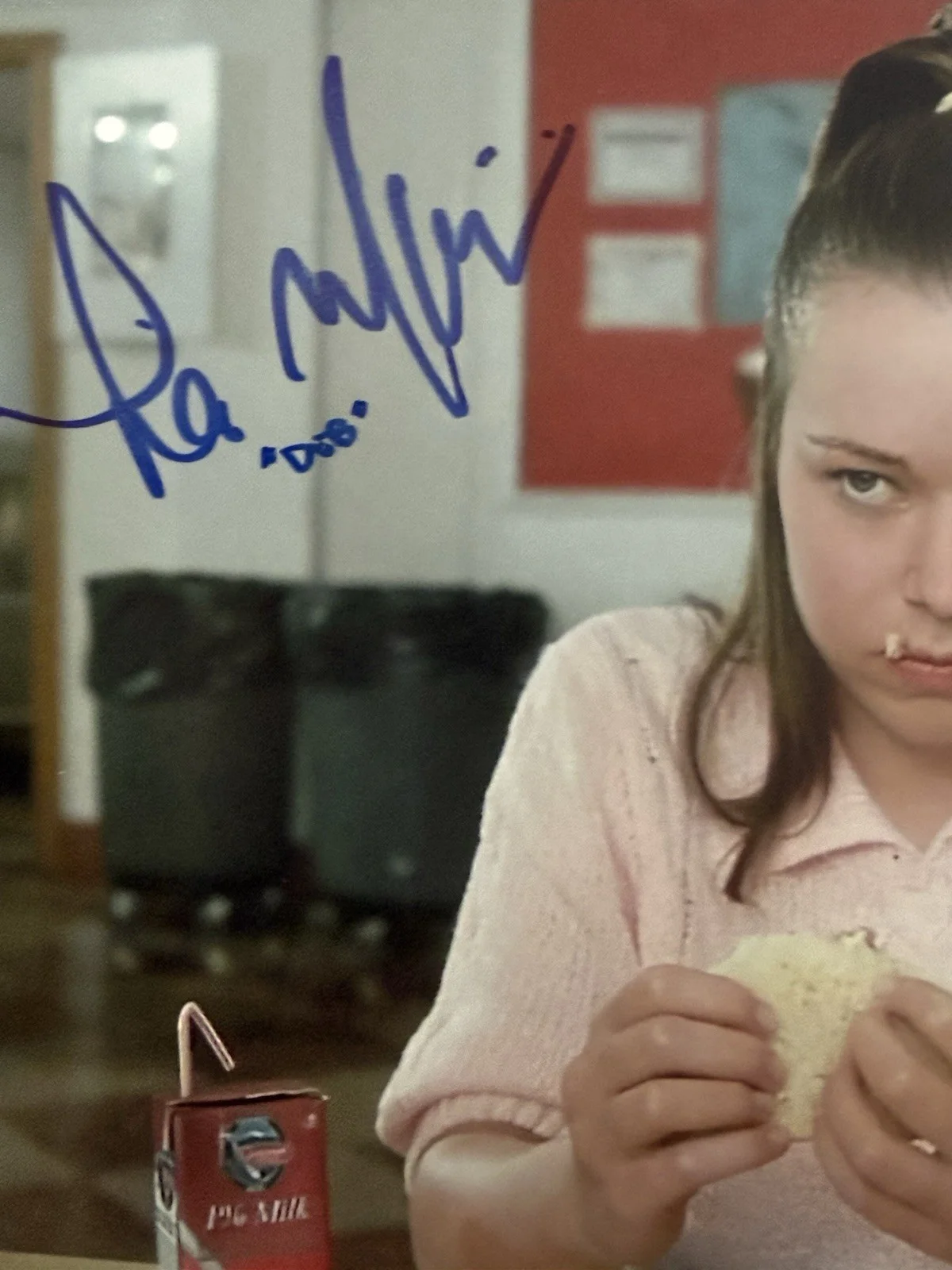 Tina Majorino — napoleon dynamite Tina Majorino ( Deb ) Signed 8x10 JSA Blue Sharpie With Insc, image 2