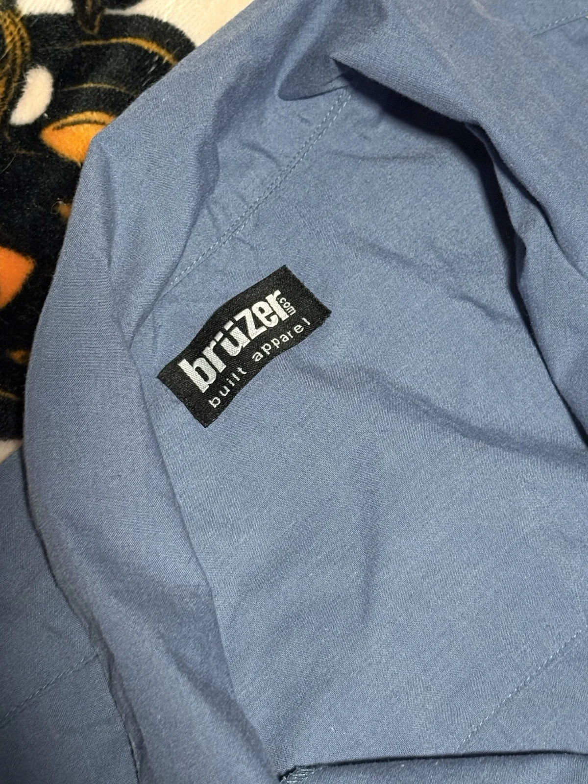 Brent Butt — Corner Gas Gas Station Autographed Shirt, изображение 4