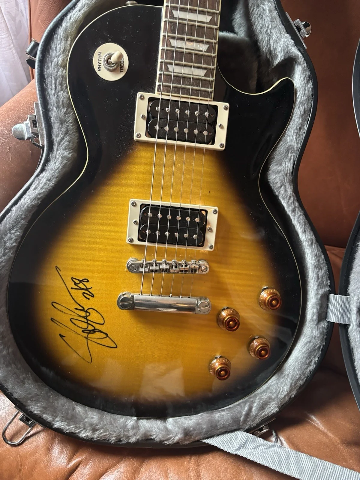 AUTHENTIC SIGNED BY SLASH - Epiphone Slash Signature Les Paul Standard Plus Top, image 2
