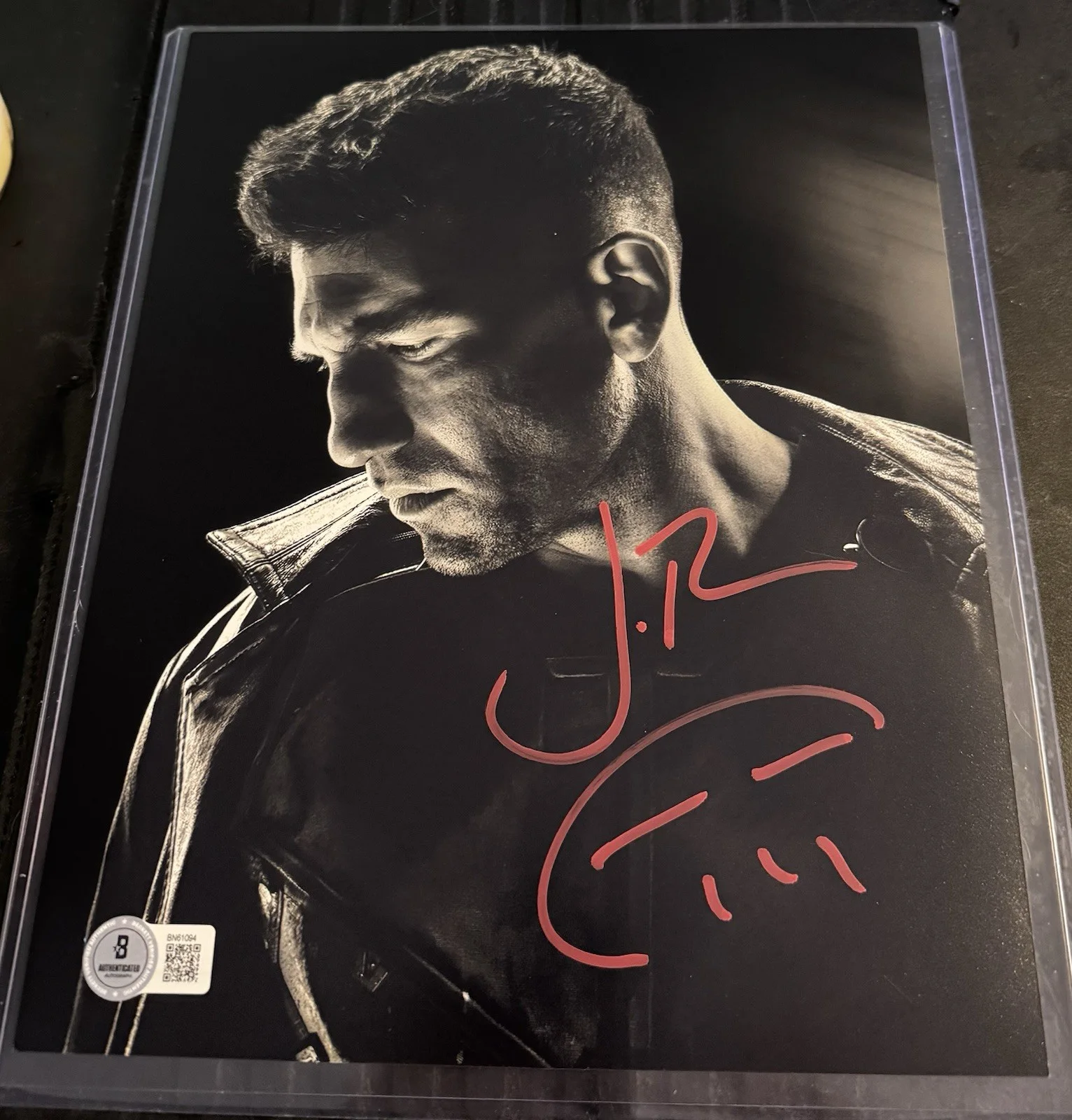 Jon Bernthal — JON BERNTHAL as THE PUNISHER Signed 8x10 Photo Beckett BAS The Walking Dead AUTO