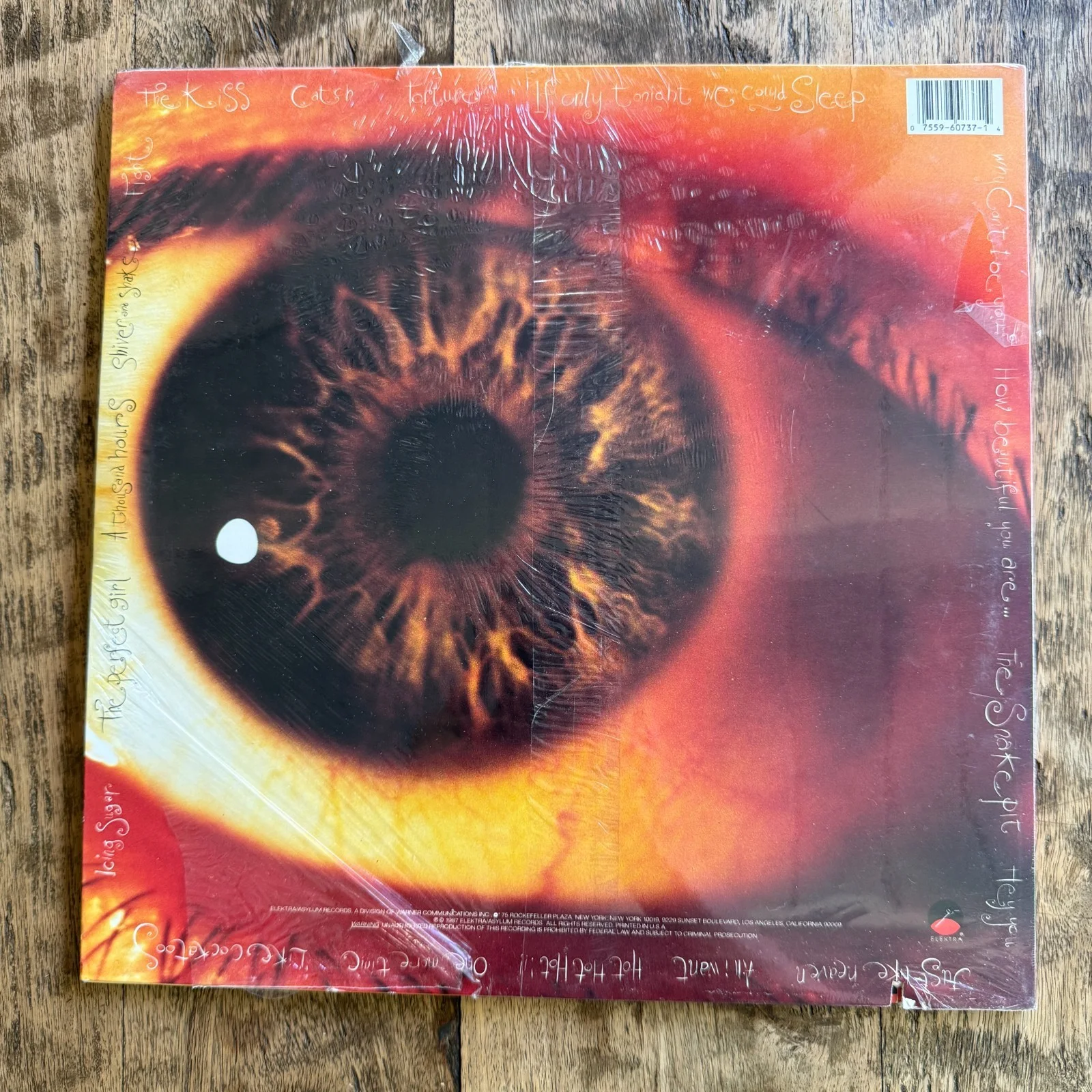 THE CURE Robert Smith Signed Autographed Kiss Me Kiss Me Kiss Me LP SEALED, изображение 4