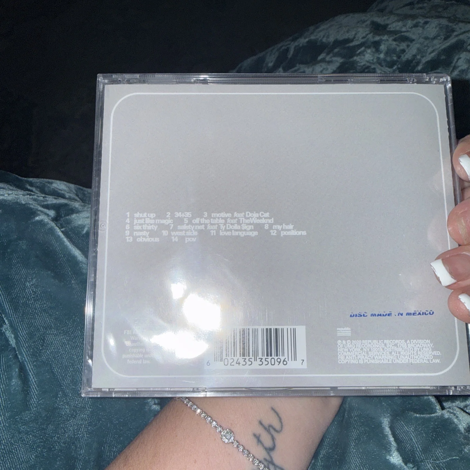 Ariana Grande - Positions Signed CD Signed Autographed - Sealed, image 2