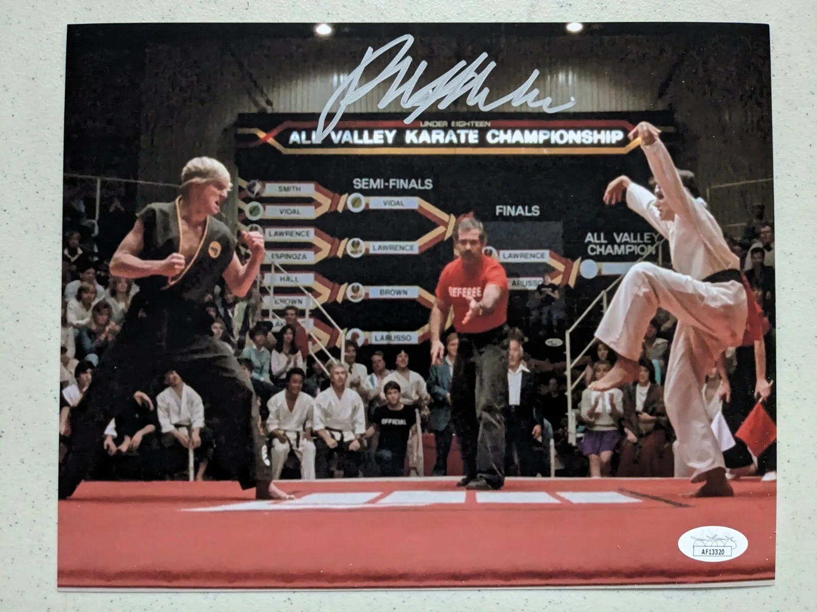 Ralph Macchio — RALPH MACCHIO Signed 8x10 Photo THE KARATE KID Autograph COBRA KAI JSA COA