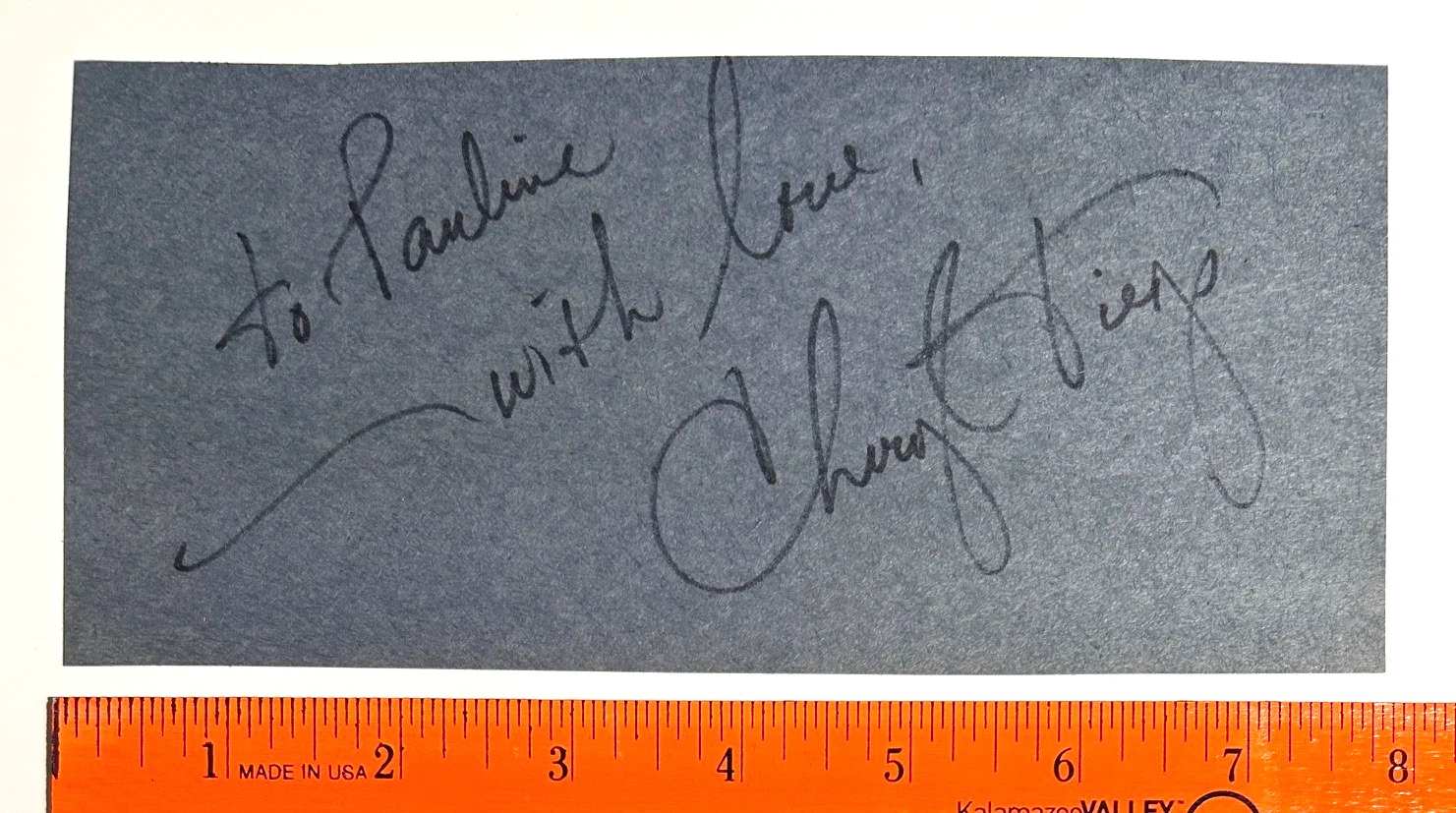 Cheryl Tiegs — SEX ICON CHERYL TIEGS Attractive Autograph on Cut Blue Cardstock Paper, изображение 2