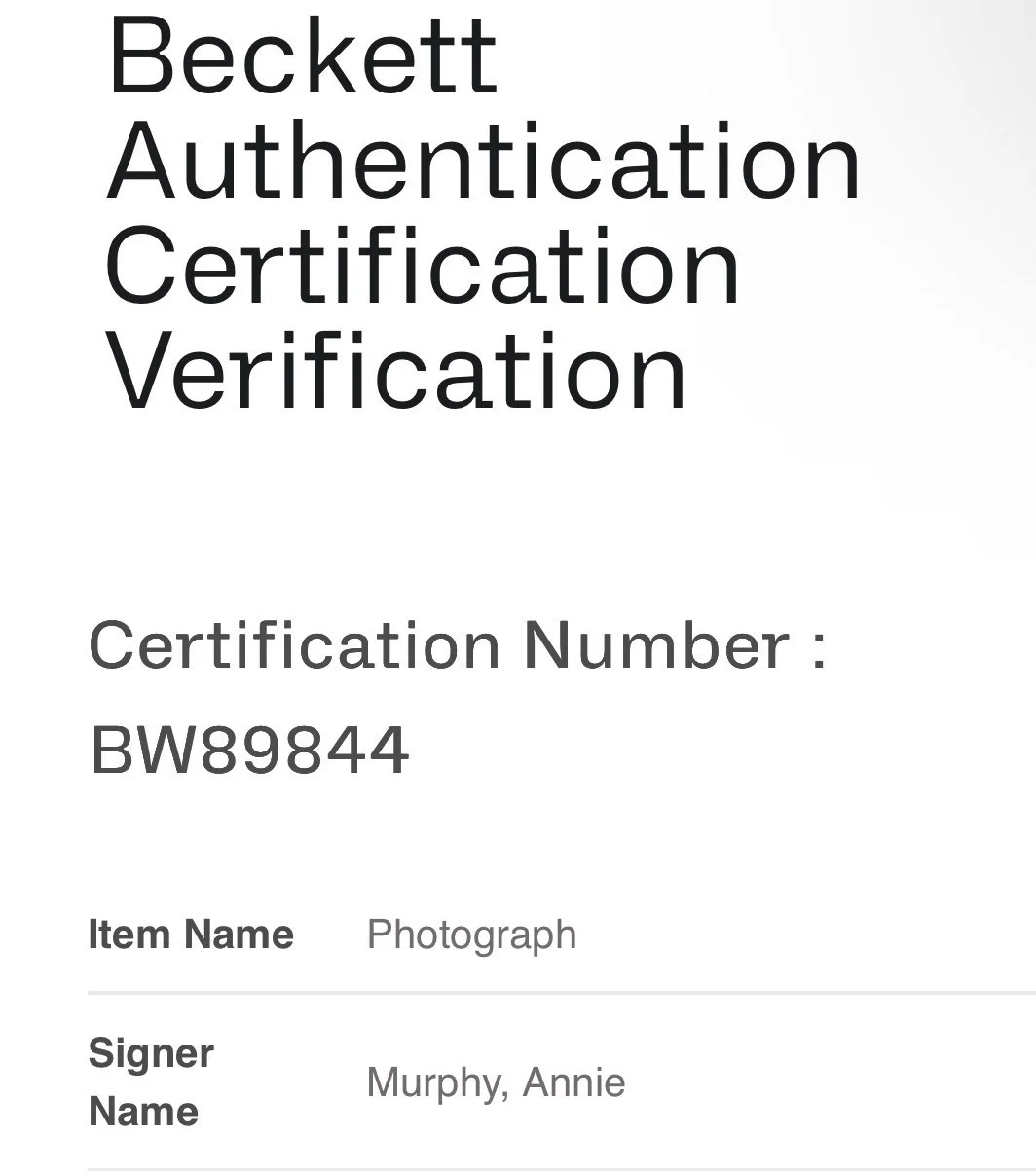 Annie Murphy — ANNIE MURPHY SIGNED 11x14 PHOTO SCHITTS CREEK BECKETT COA BW89844, изображение 4