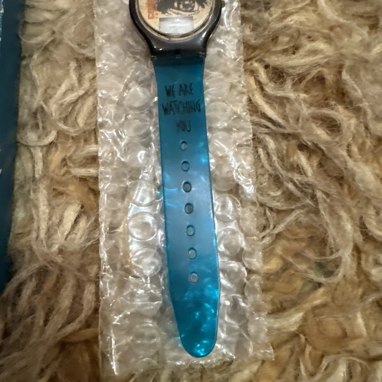 Tim Curry — Rare Vintage Tim Curry Signed Congo The Movie Watch, изображение 2