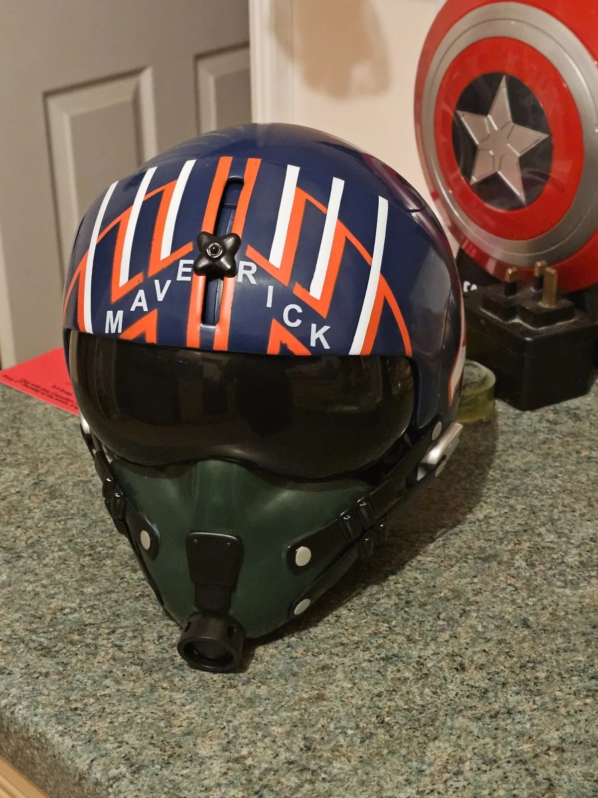 UK Cinema Top Gun 40th Anniversary Maverick Helmet Popcorn Bucket - Brand New, изображение 2