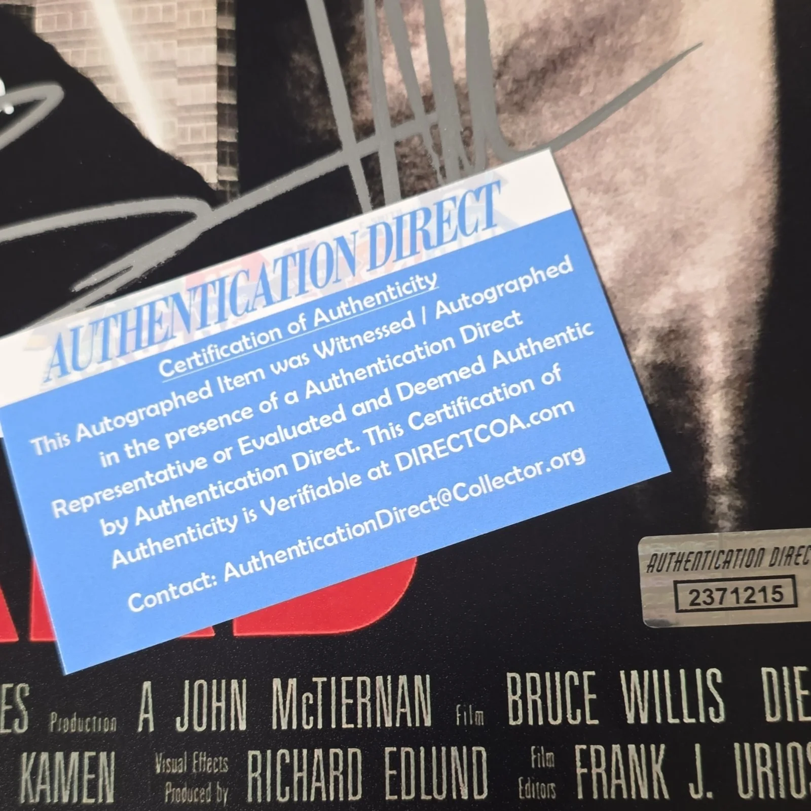 Bruce Willis — Bruce Willis Signed Die Hard Movie Promo Poster Photo Authentication Direct, изображение 5
