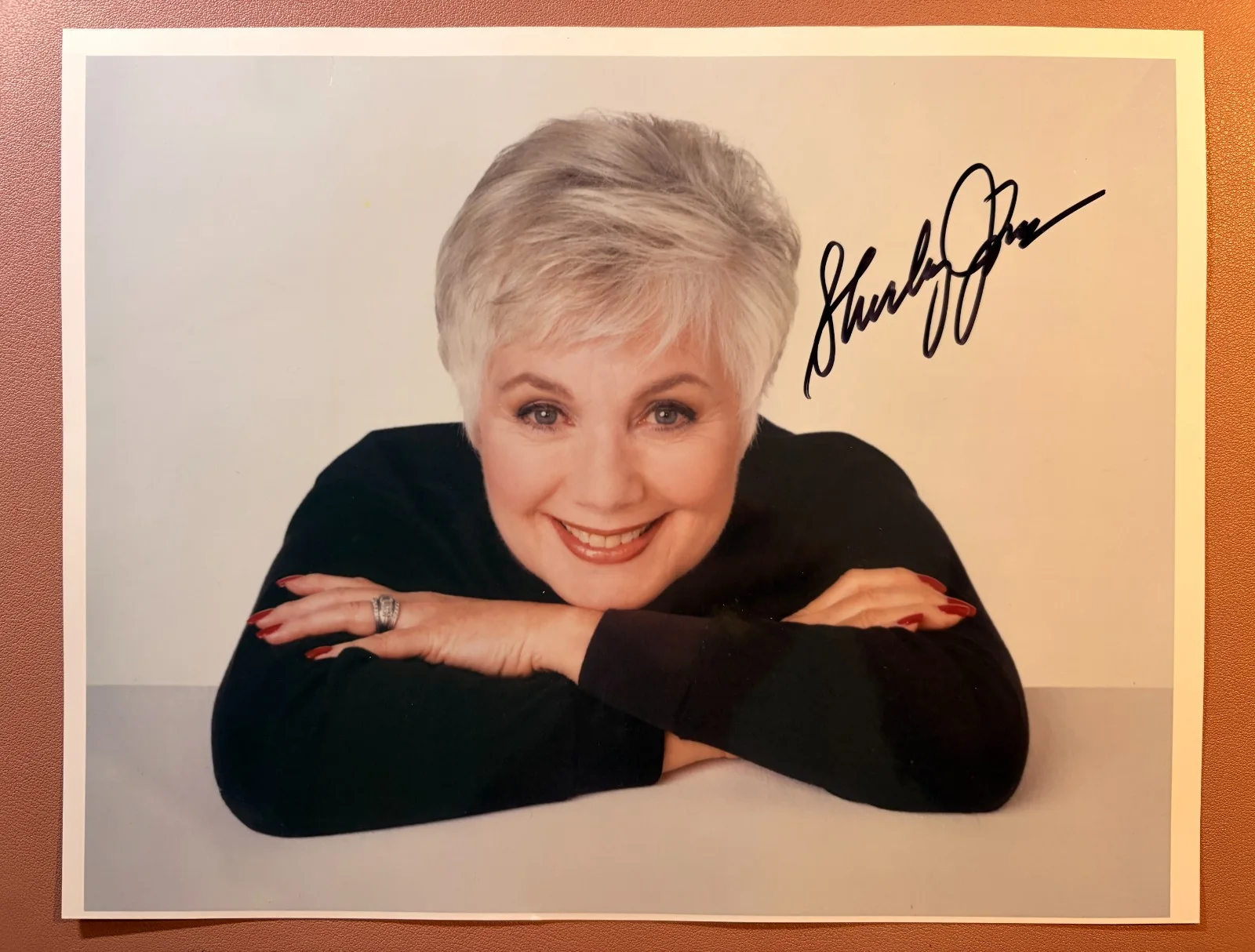 Shirley Jones — SHIRLEY JONES Signed 8x10•Vintage•The Partridge Family•OSCAR WINNER