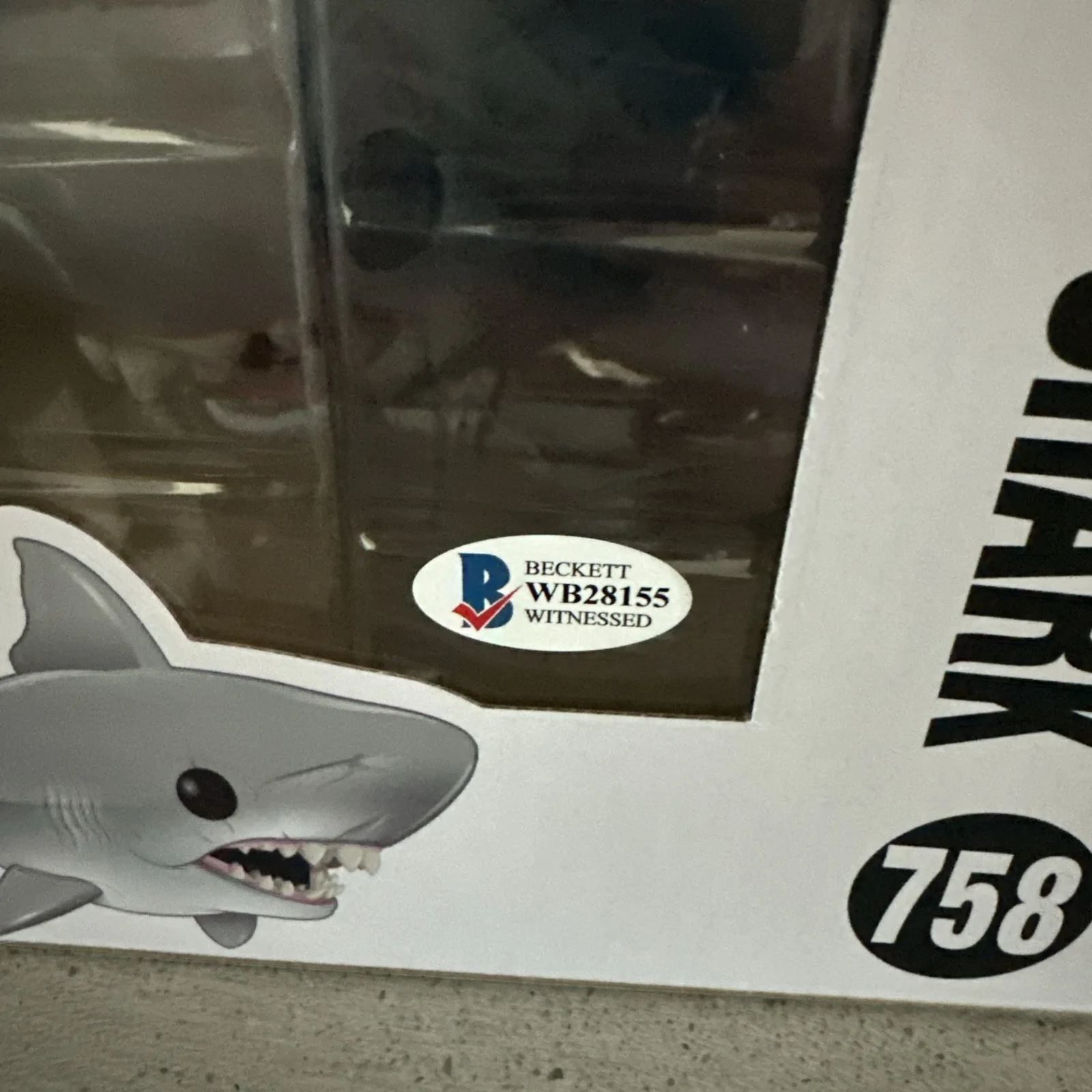 Richard Dreyfuss — Funko Large Pop Jaws Great White Shark Richard Dreyfuss Signed Beckett COA, image 3