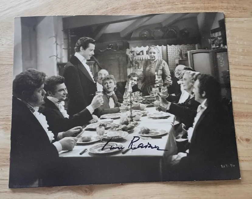 Luise Rainer — LUISE RAINER Signed 10x13 Photographs-THE GREAT WALTZ-Academy Award Winner, изображение 2
