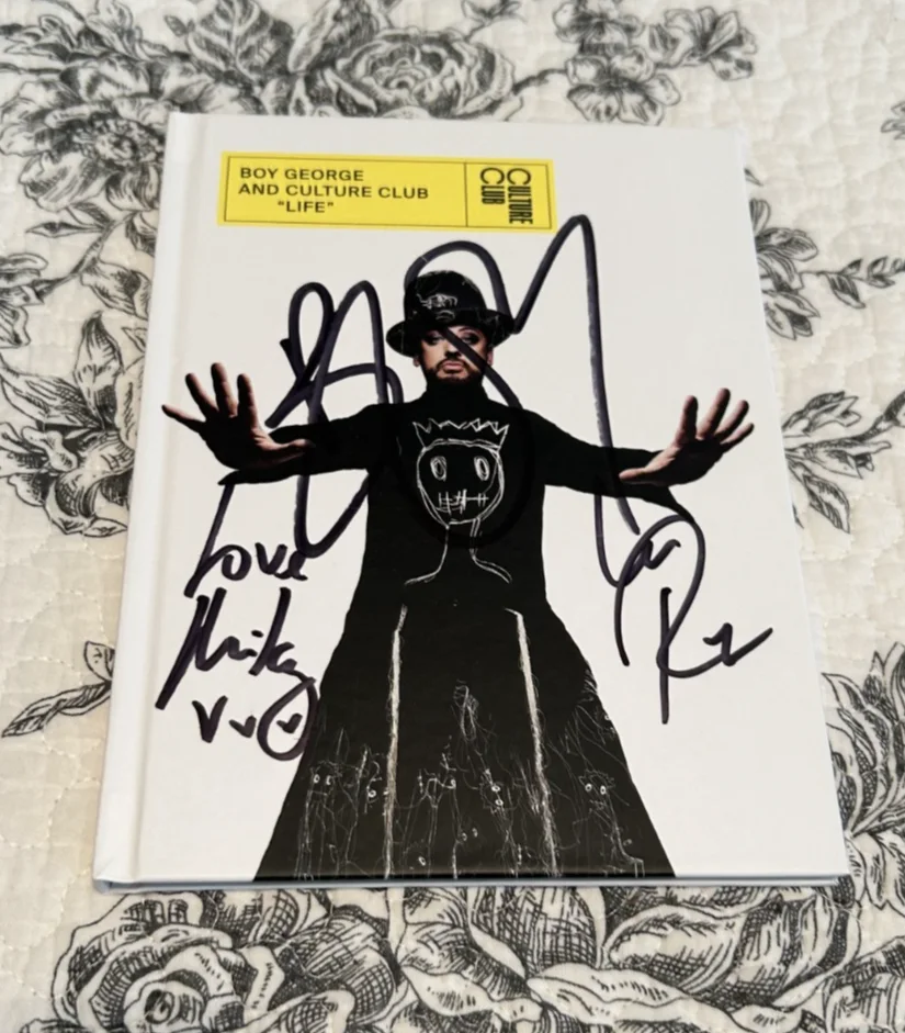 BOY GEORGE & CULTURE CLUB LIFE BOOK CD SIGNED BY 3 LONG SOLD OUT FROM WEBSITE, изображение 2