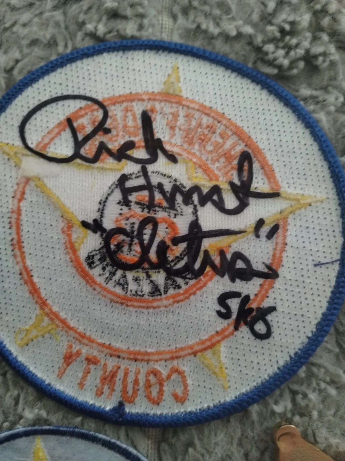 Rick Hurt, Sonny Shroyer — Dukes Of Hazzard Signed Autograph Badge & Patches By Rick Hurst & Sonny Shroyer, изображение 4