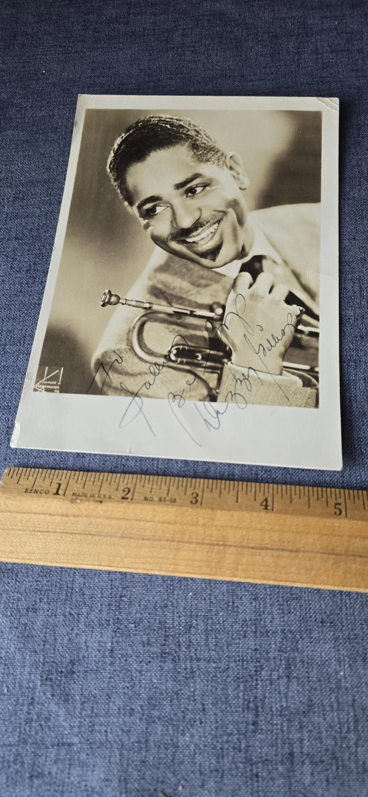 Jazz Trumpter Dizzy Gillespie Photograph Signed By The Legend Himself American, image 3