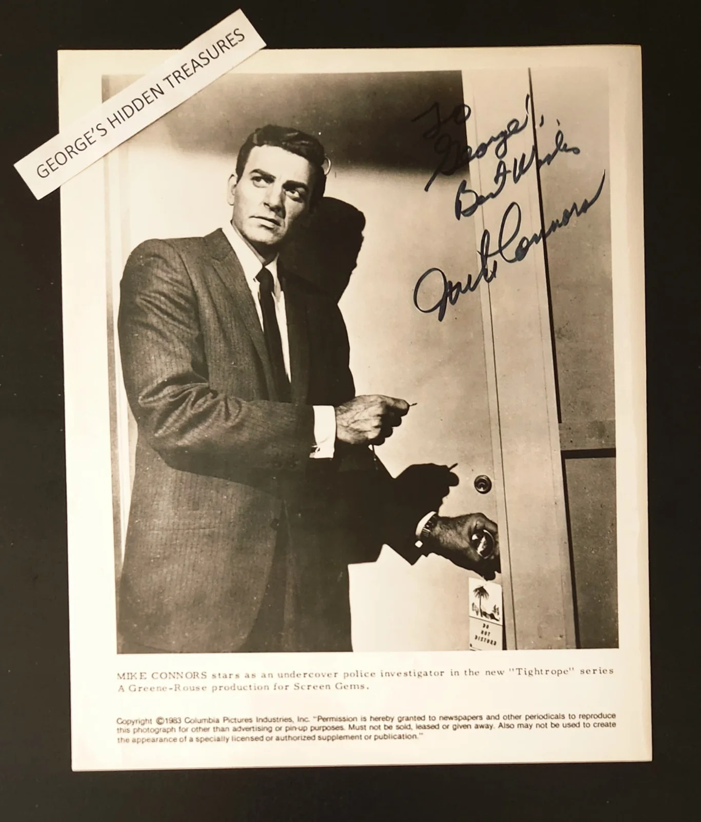 MIKE CONNORS — MIKE CONNORS signed autographed 8x10 B&W Promo "TIGHTROPE," "MANNIX"