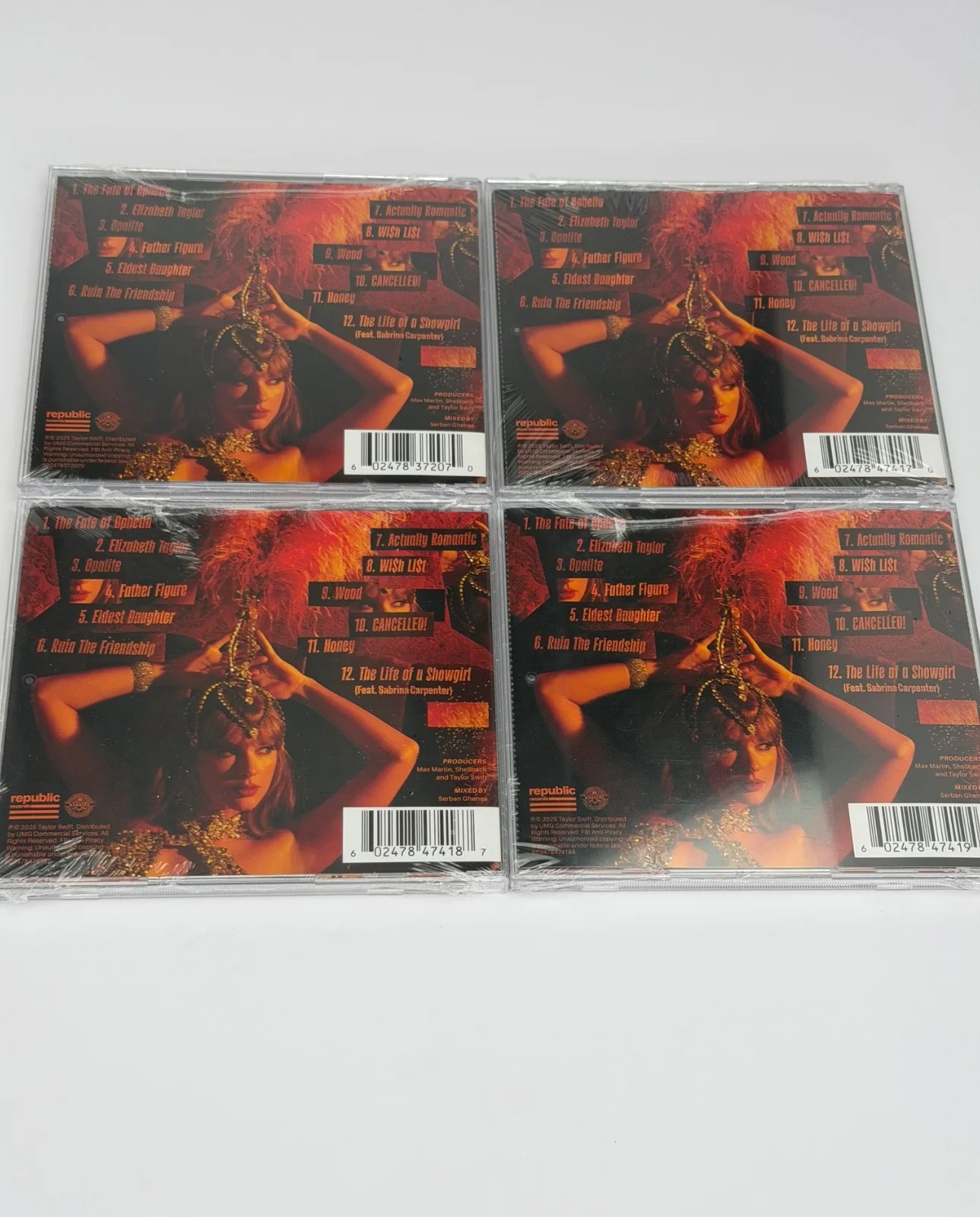 Taylor Swift The Life of a Showgirl Signed CD Set Full Photo Set Autographed NEW, изображение 2