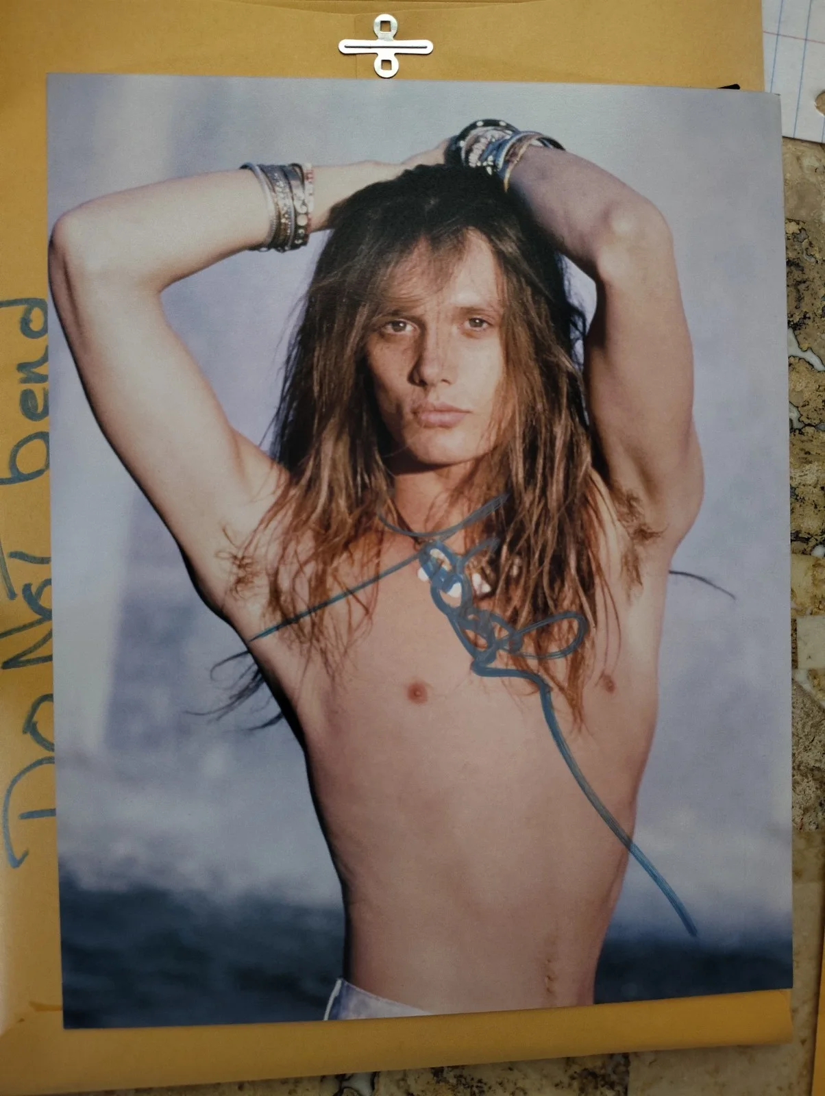 Sebastian Bach Signed 8x10 Young Autograph Skid Row Singer Metal Band, изображение 2