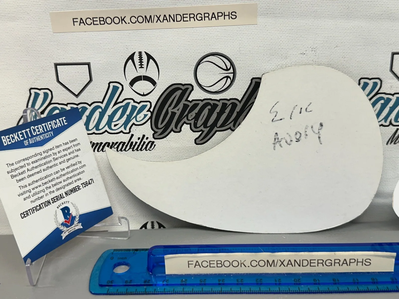 ERIC AVERY JANE'S ADDICTION SIGNED AUTOGRAPHED GUITAR PICK GUARD-BECKETT BAS COA, image 3