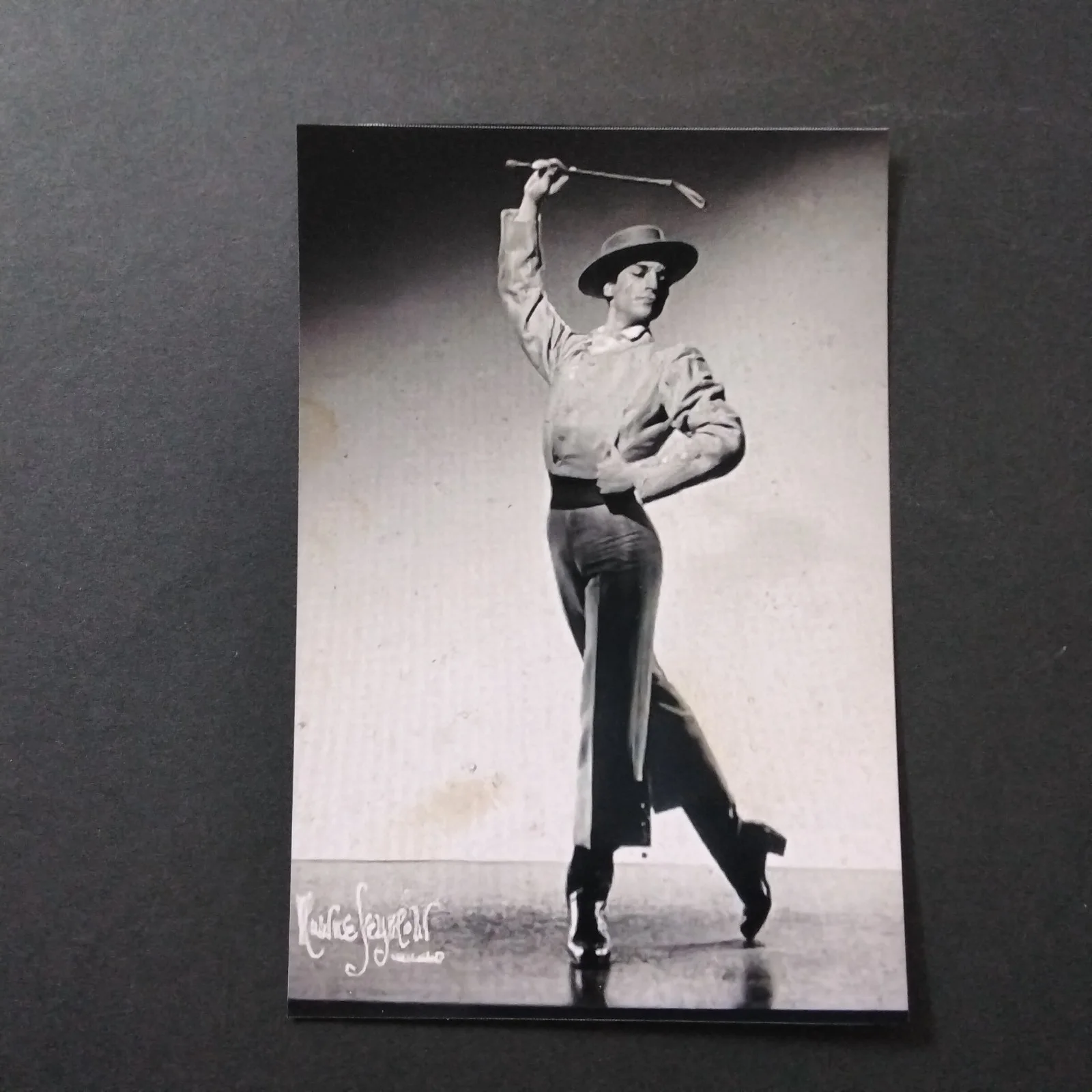 Jose Greco Signed Card Photo Dancer Movie Actor Ship of Fools Around World 80, изображение 5