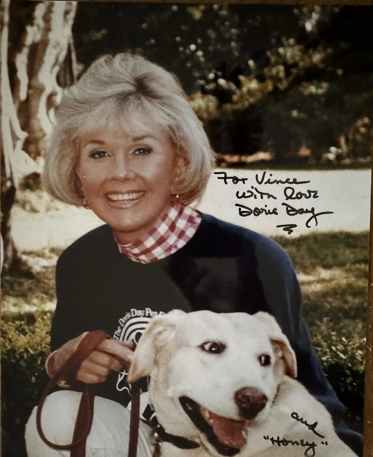 Doris Day — Doris Day signed 8 x 10 photo inscribed COA Singer Dancer Animal Rights Activist