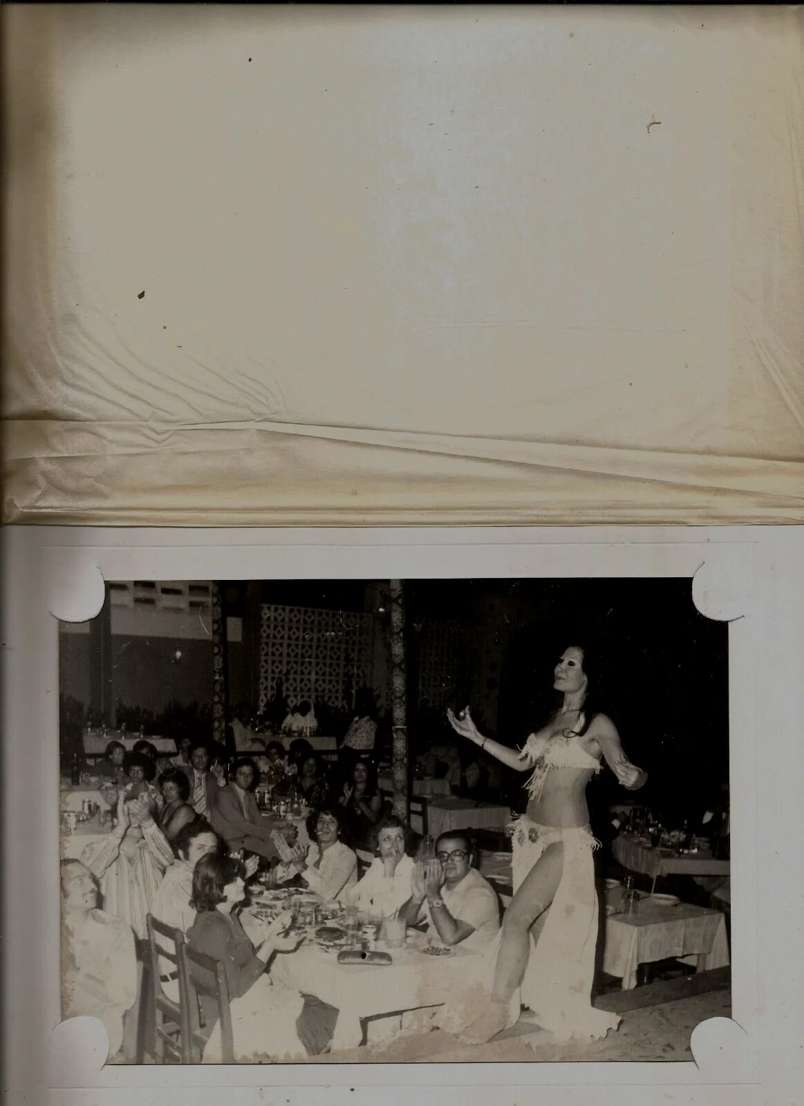 EGYPT SEXY CUTE BELLY DANCER PHOTO IN BOOKLET AT NIGHT CLUB VENUS #4, изображение 5