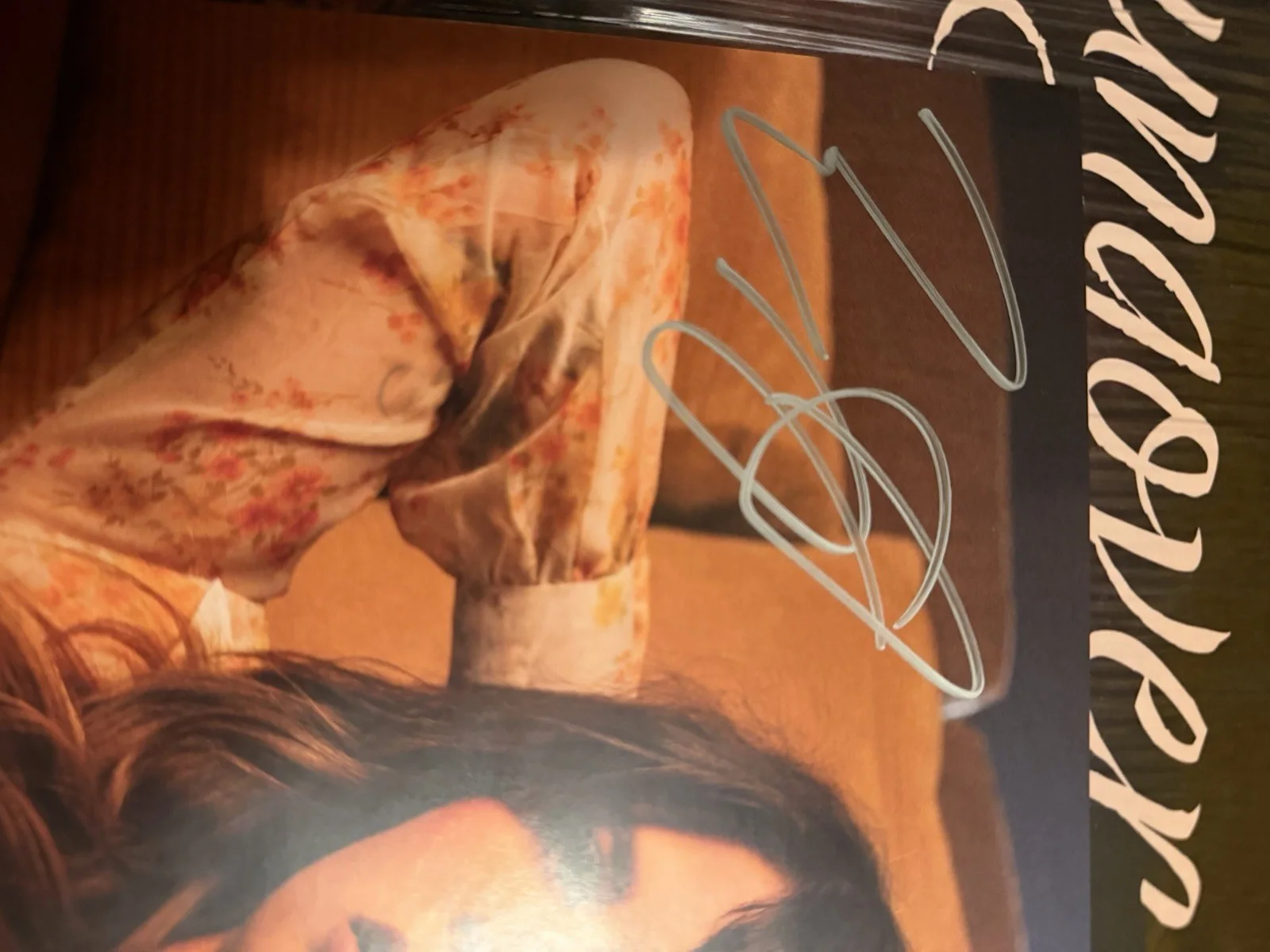 Ella Langley Signed Vinyl Record - Original Music Industry Collectible, изображение 2
