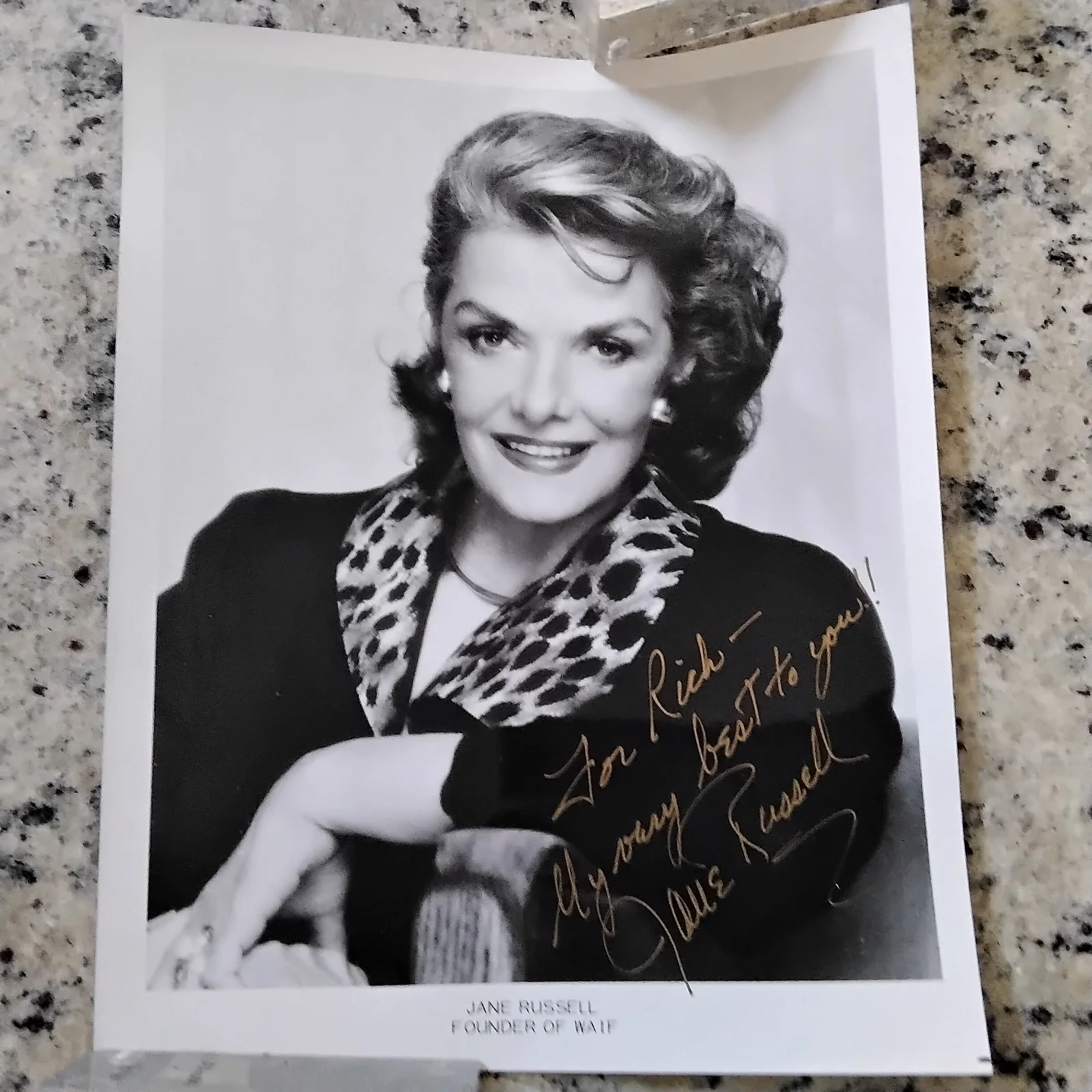 Jane Russell SIGNED Photo 40s Movie Actress The Outlaw Gentlemen Prefer Blondes, изображение 2