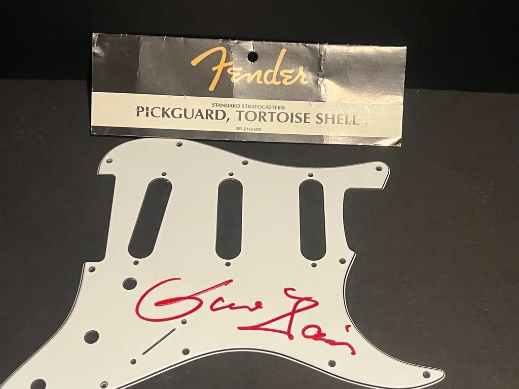 DAVE DAVIES Hand Signed THE KINKS FENDER GUITAR PICK GUARD, image 3