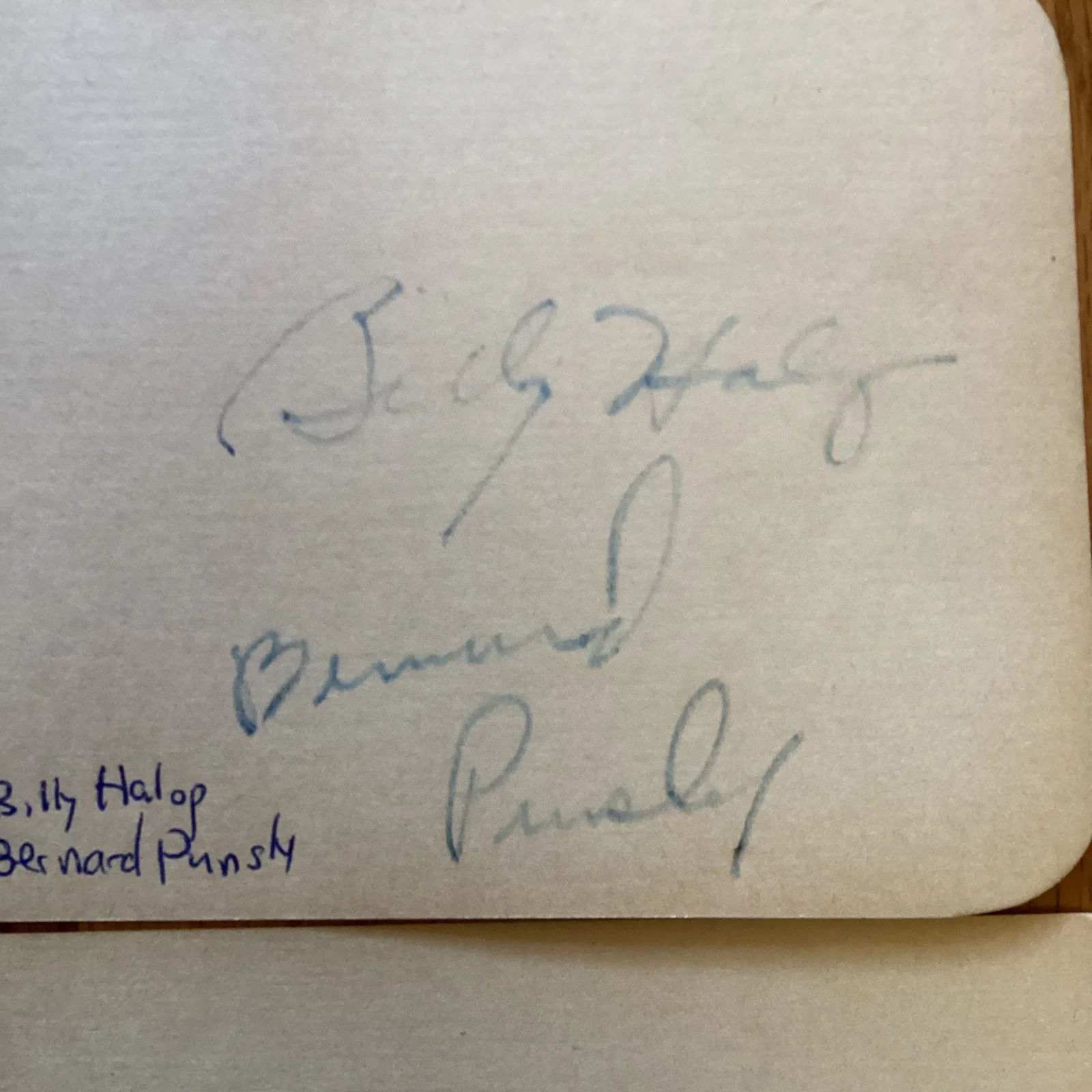 LEO GORCEY HUNTZ HALL BILLY HALOP, BERNARD PUNSLY — LEO GORCEY HUNTZ HALL BILLY HALOP & BERNARD PUNSLY 4 DEAD END KID CUT AUTOGRAPHS, изображение 2