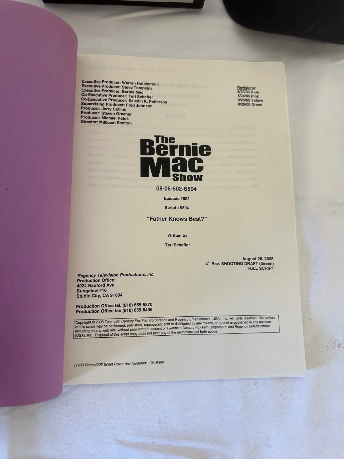 The Bernie Mac Show BET Comedy Award Signed Script Hat Group 2005 Trophy, image 3