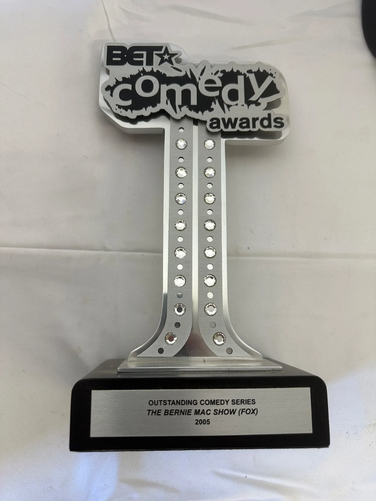 The Bernie Mac Show BET Comedy Award Signed Script Hat Group 2005 Trophy, image 4