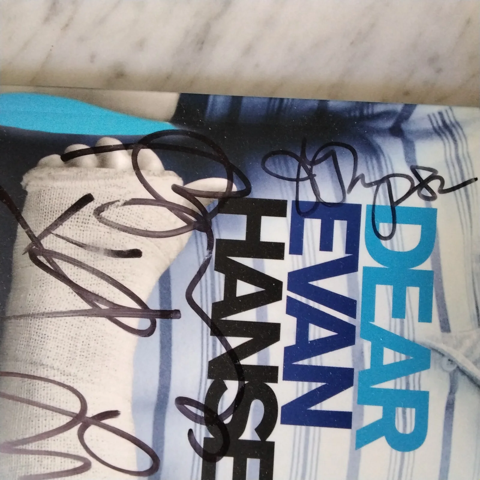 Dear Evan Hansen SIGNED 2017 Book Movie Broadway 5 Cast Musical Ben Platt, изображение 3