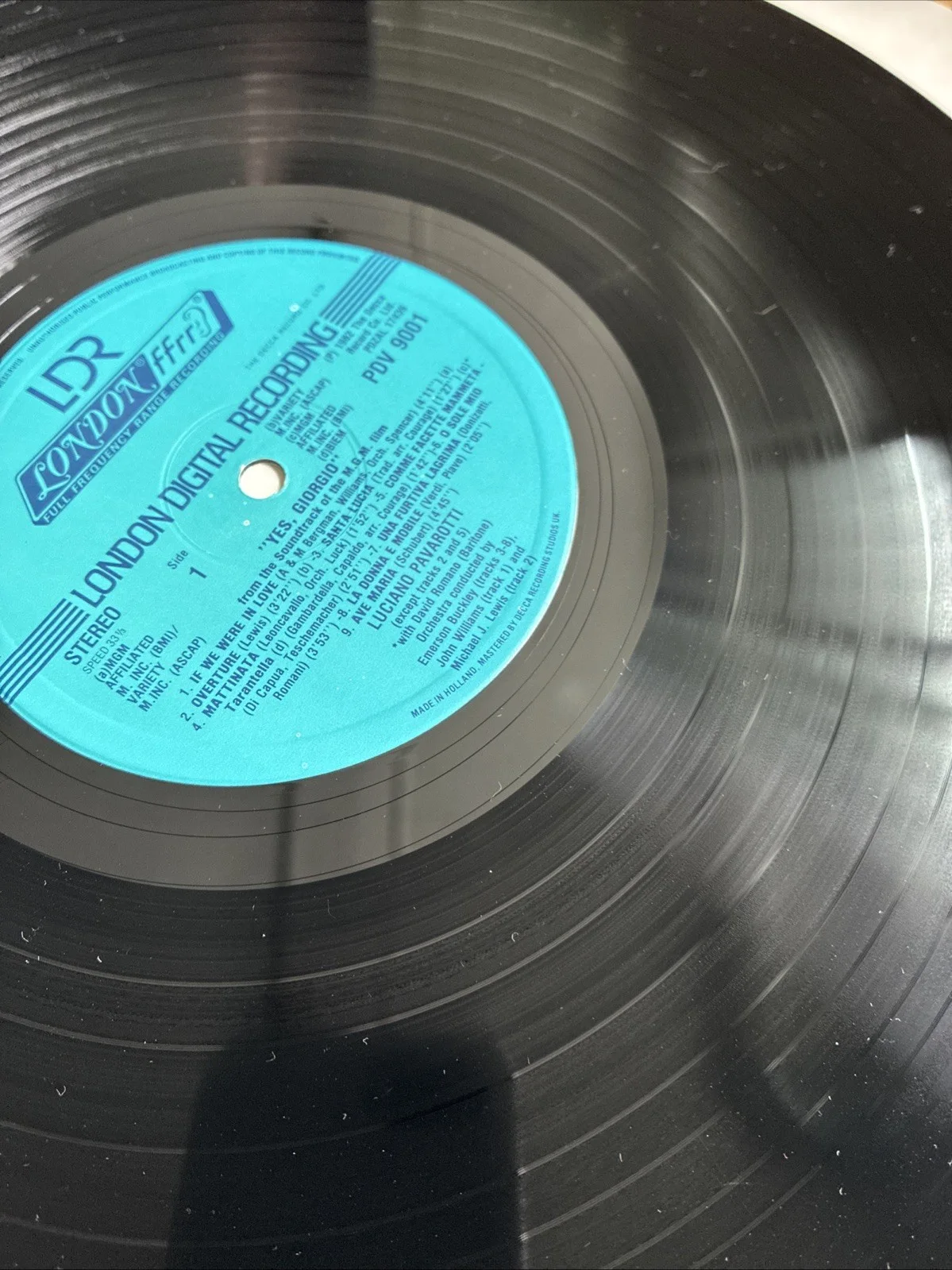 LUCIANO PAVAROTTI SIGNED AUTOGRAPHED "Yes Giorgio" VINYL RECORD Included W/LOA, изображение 4