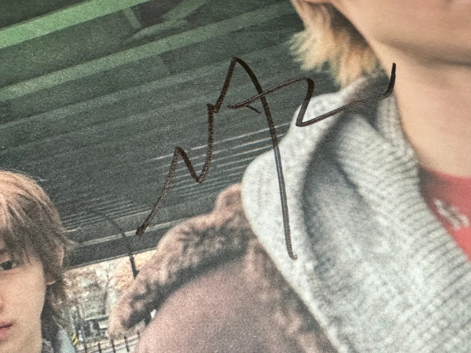 CORTIS [GREEN GREEN] - ALL MEMBER Autograph(Signed) PROMO ALBUM KPOP, изображение 4