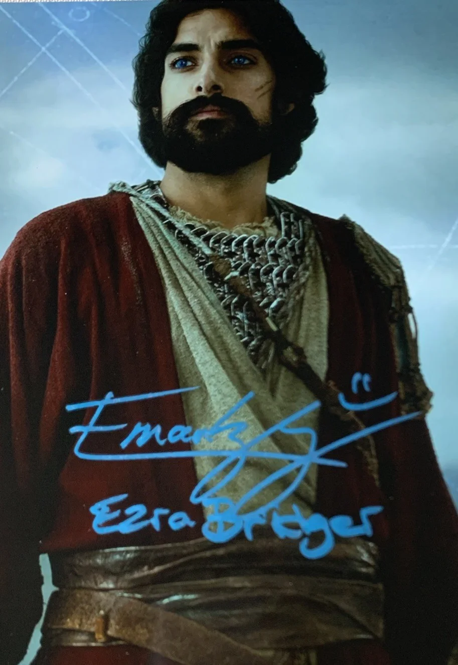 Eman Esfandi — Star Wars Ahsoka Eman Esfandi Signed Autographed 8x10 Photo *SALE*, image 2