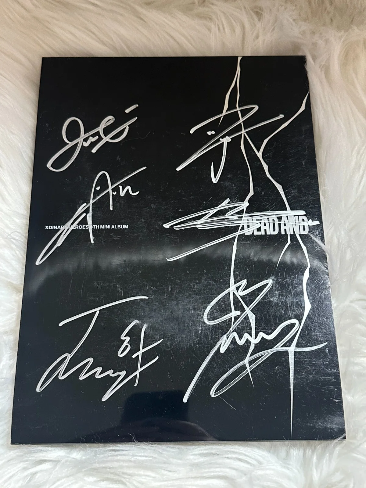Xdinary Heroes - ALL MEMBER Autograph(Signed) PROMO ALBUM KPOP, image 2